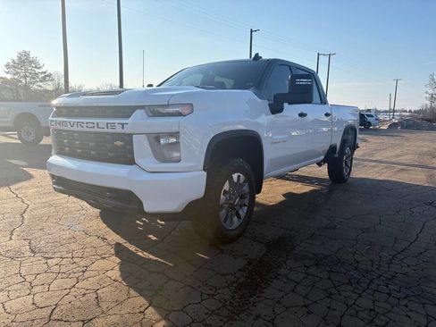 Used 2023 Chevrolet Silverado 2500 Custom w/ Custom Value Package image 1