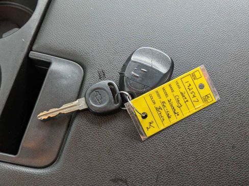 Used 2009 Chevrolet Silverado 1500 LT w/ Power Pack Plus image 32