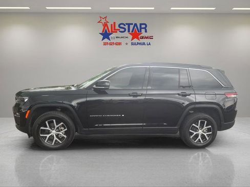 Used 2025 Jeep Grand Cherokee Limited RWD image 4