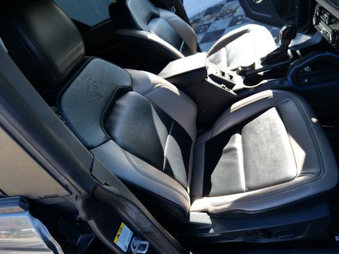 Used 2022 Ford Bronco Wildtrak image 37