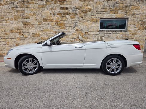 Used 2008 Chrysler Sebring Limited w/ Luxury Group FWD image 1