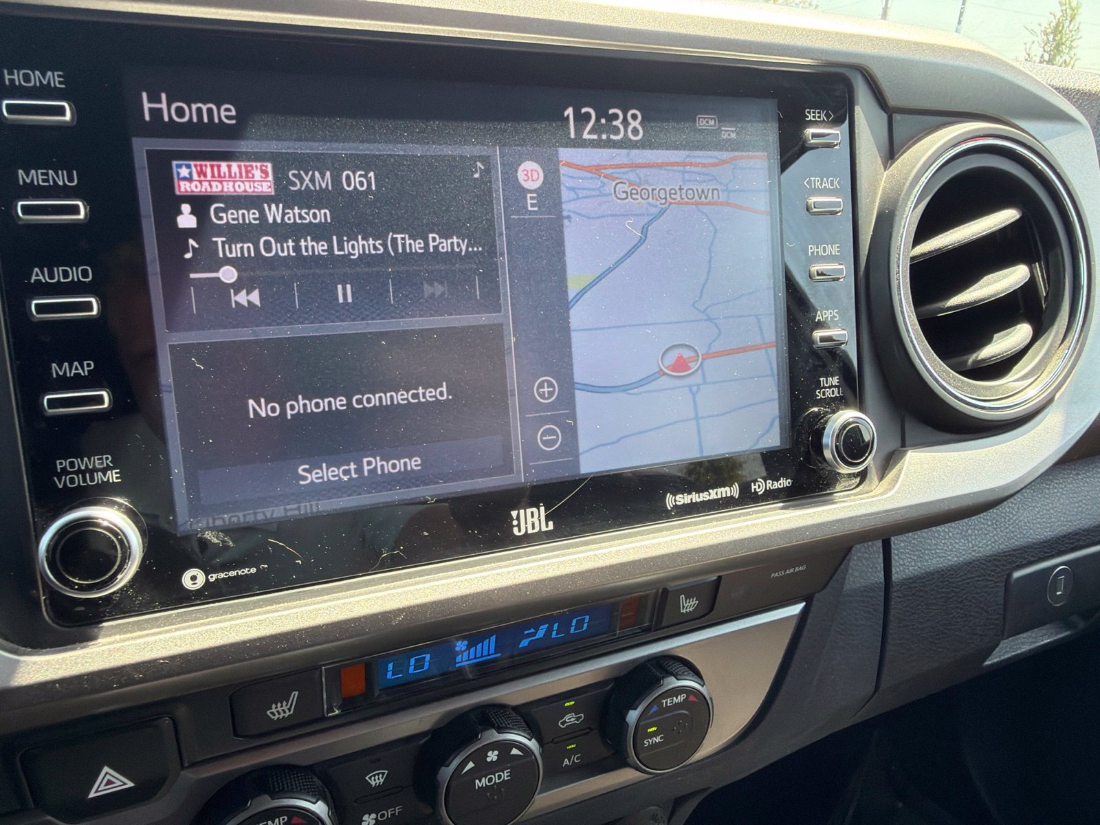 Used 2021 Toyota Tacoma Limited RWD image 28