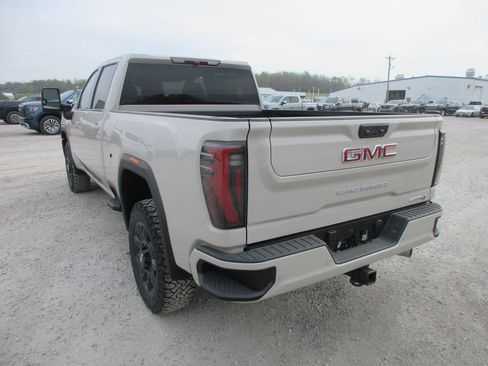 New 2026 GMC Sierra 3500 AT4 image 7
