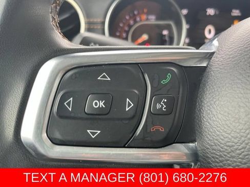 Used 2023 Jeep Gladiator Overland AWD/4WD image 26