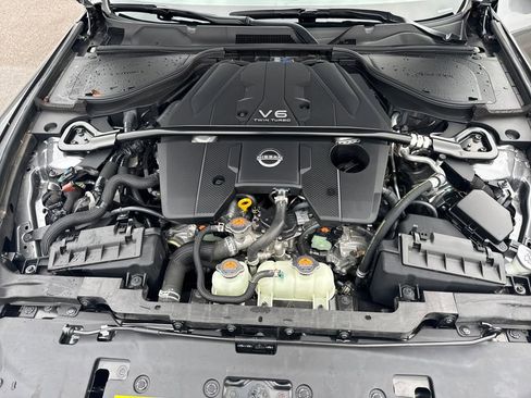 Certified 2024 Nissan Z Performance w/ Floor Mat Package image 31