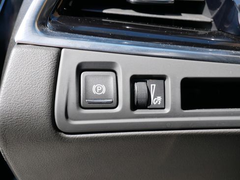 Certified 2024 Cadillac XT6 Luxury w/ LPO, Floor Liner Package image 8