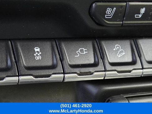 Used 2021 GMC Sierra 1500 AT4 w/ AT4 Value Package AWD/4WD image 24