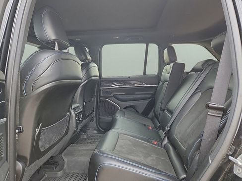 Used 2022 Jeep Grand Cherokee Trailhawk w/ Advanced Protech Group II image 16