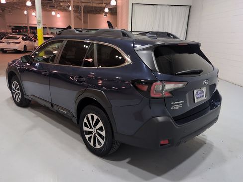 Certified 2024 Subaru Outback Premium AWD/4WD image 5