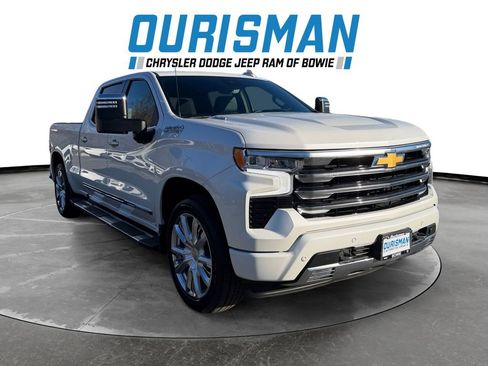 Used 2024 Chevrolet Silverado 1500 High Country w/ Technology Package image 1