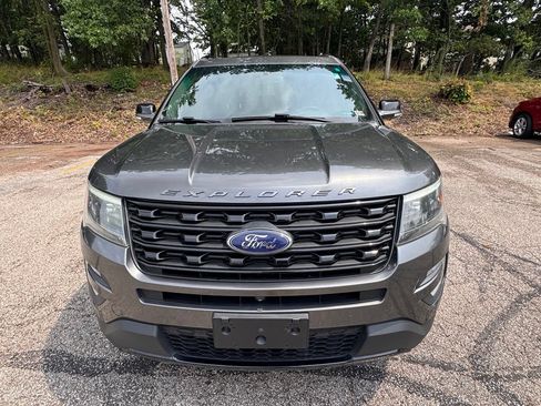 Used 2017 Ford Explorer Sport w/ Equipment Group 401A AWD/4WD image 8