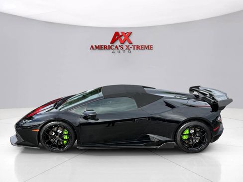 Used 2018 Lamborghini Huracan LP 580-2 RWD image 11