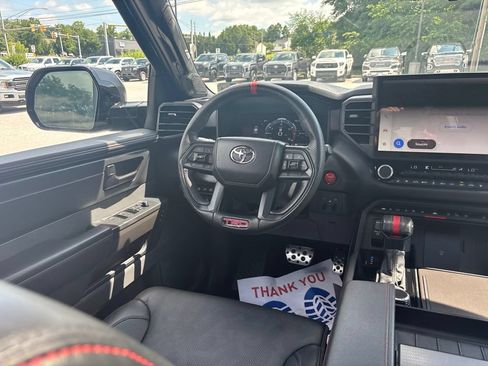 Used 2025 Toyota Sequoia TRD Pro AWD/4WD image 24