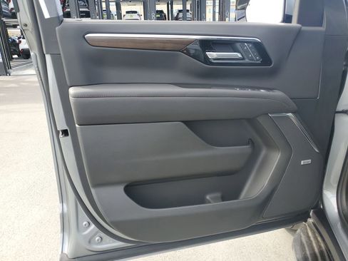 New 2026 Chevrolet Tahoe High Country w/ Sun And Tow Package image 17