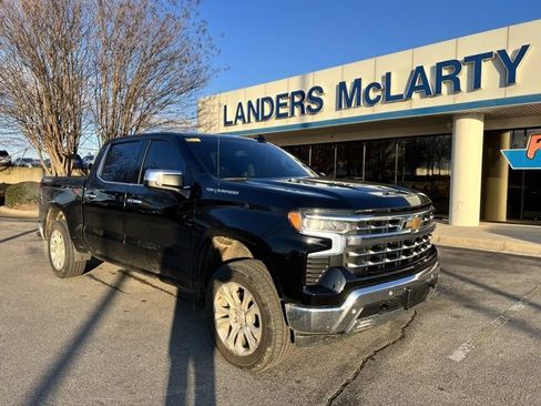 Used 2024 Chevrolet Silverado 1500 LTZ w/ LTZ Convenience Package II image 2