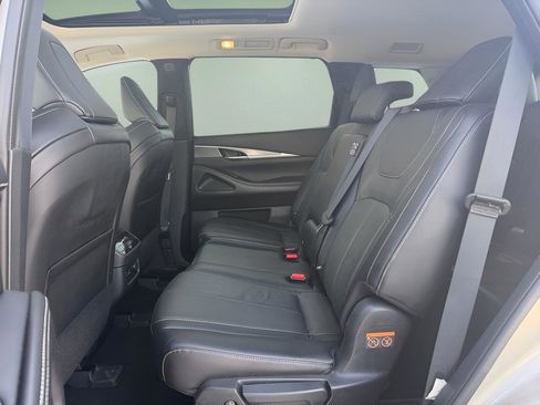 Used 2023 INFINITI QX60 Luxe w/ Cargo Package image 13