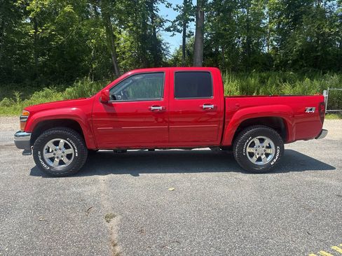 Used 2012 Chevrolet Colorado LT AWD/4WD image 2