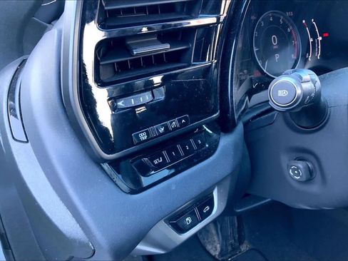 Used 2023 Lexus RX 350 Premium image 35