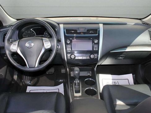 Used 2015 Nissan Altima 2.5 SL w/ Technology Package image 23