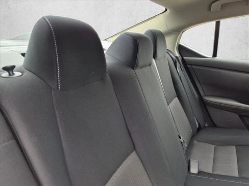 Used 2025 Nissan Sentra SV FWD image 18