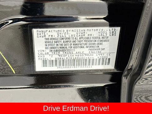 Used 2025 Nissan Sentra SR w/ Midnight Edition FWD image 31