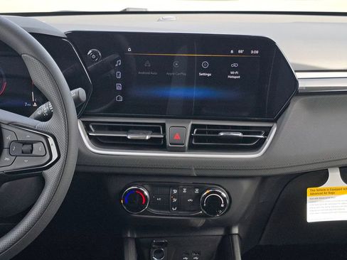 New 2026 Chevrolet TrailBlazer LS w/ LS Convenience Package FWD image 17