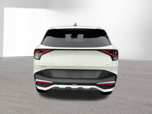 Certified 2023 Kia Sportage LX AWD/4WD image 4