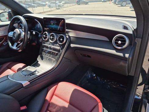 Used 2022 Mercedes-Benz GLC 300 image 21
