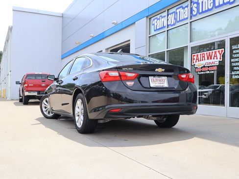 Certified 2025 Chevrolet Malibu LT FWD image 33