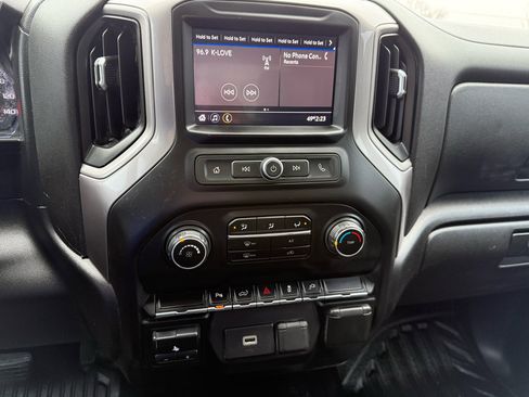 Used 2020 Chevrolet Silverado 2500 W/T w/ WT Convenience Package image 23