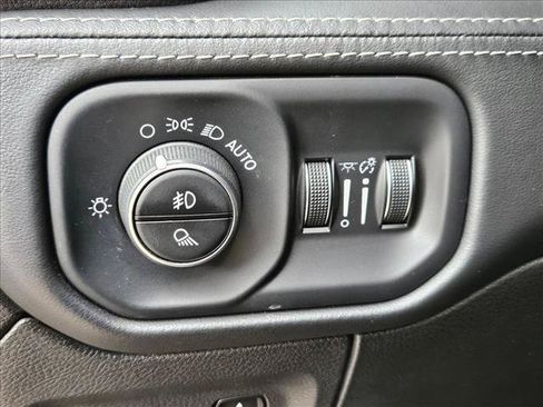 Used 2019 RAM 1500 Limited w/ Advanced Safety Group AWD/4WD image 21