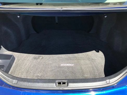 Used 2010 Toyota Camry FWD image 33