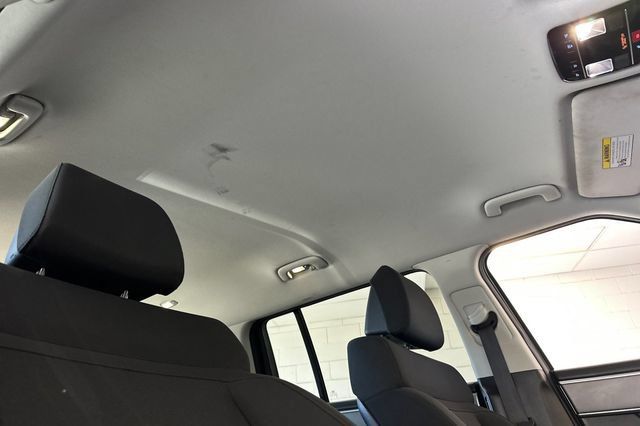 Used 2025 Hyundai Santa Fe SE FWD image 22