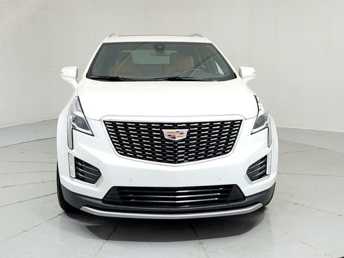 Used 2021 Cadillac XT5 Premium Luxury w/ LPO, Floor Liner Package image 8