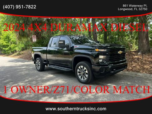 Used 2024 Chevrolet Silverado 2500 Custom w/ Custom Value Package AWD/4WD image 1
