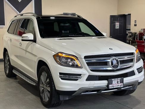 Used 2014 Mercedes-Benz GL 450 4MATIC image 2