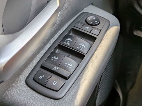 Used 2021 RAM 1500 Big Horn AWD/4WD image 23