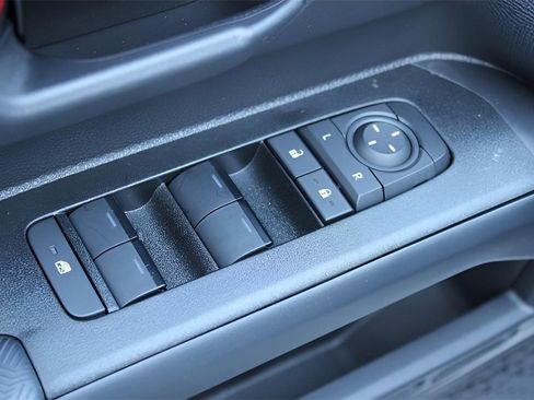 Used 2025 Toyota 4Runner TRD Off-Road image 16