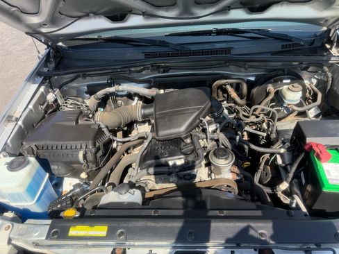 Used 2011 Toyota Tacoma 4x4 Access Cab w/ SR5 Pkg #2 image 18