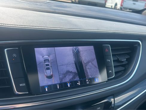 Used 2023 Buick Enclave Premium w/ Experience Buick Package FWD image 40