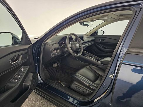 Used 2024 Honda Accord EX image 19