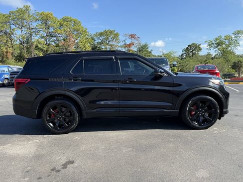 Certified 2023 Ford Explorer ST w/ Equipment Group 401A AWD/4WD image 2