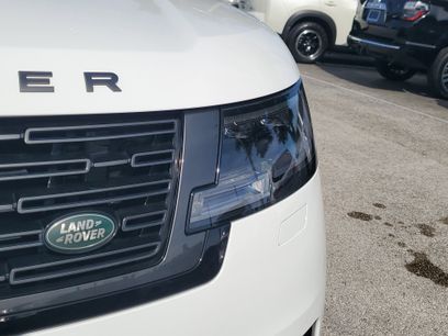 Used 2024 Land Rover Range Rover SE