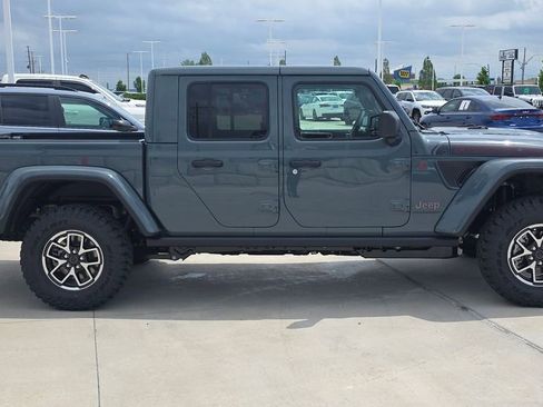 New 2026 Jeep Gladiator Rubicon AWD/4WD image 7