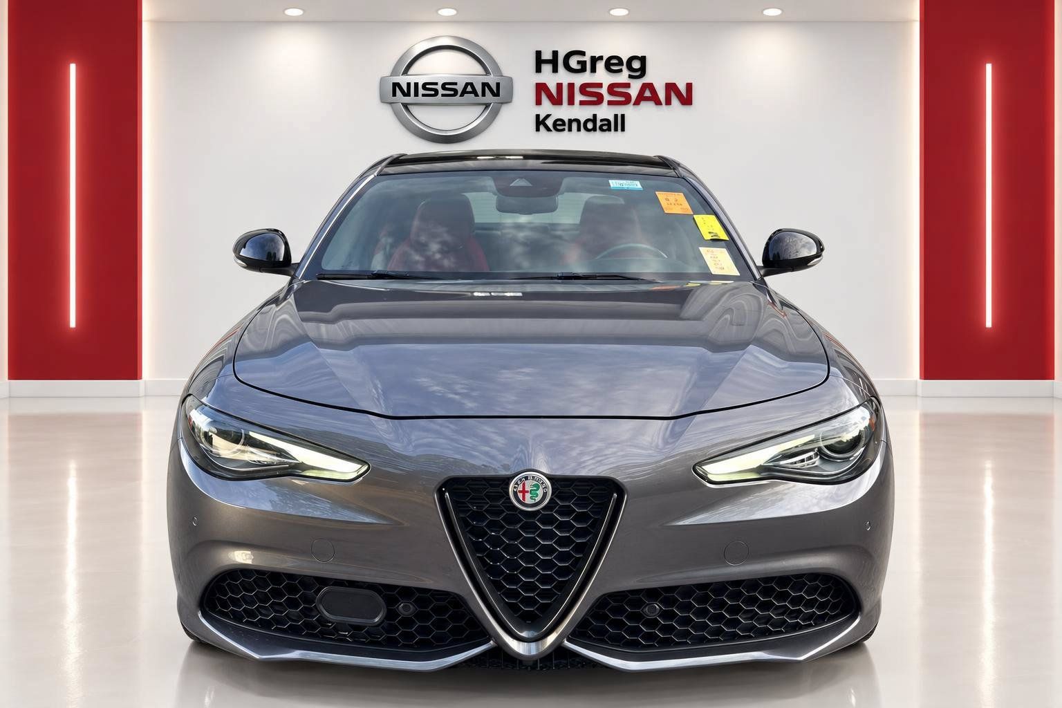 Used 2022 Alfa Romeo Giulia Veloce RWD image 5