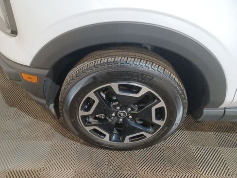 Used 2024 Ford Bronco Sport Outer Banks image 18