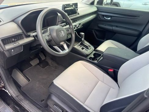 Used 2025 Honda CR-V EX image 9