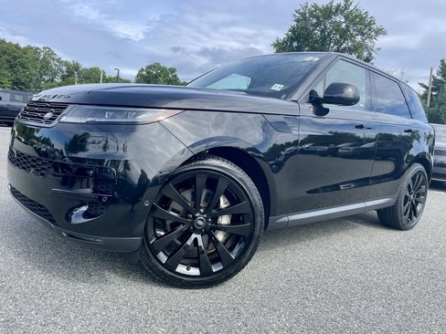 Used 2024 Land Rover Range Rover Sport SE AWD/4WD image 35
