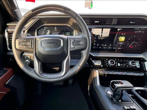 Used 2026 GMC Sierra 1500 Denali Ultimate image 5