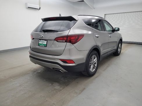 Used 2018 Hyundai Santa Fe Sport image 9